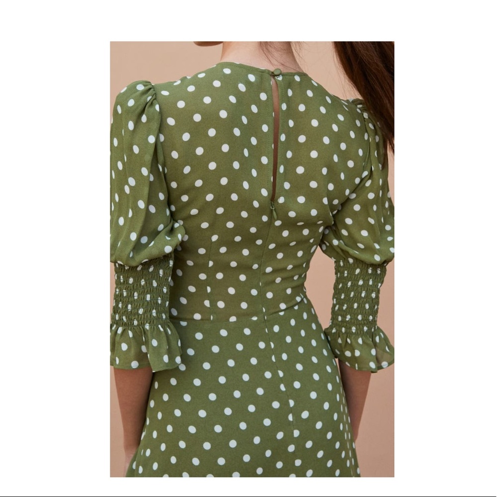 Reformation dress size 8 - Picture 3 of 4